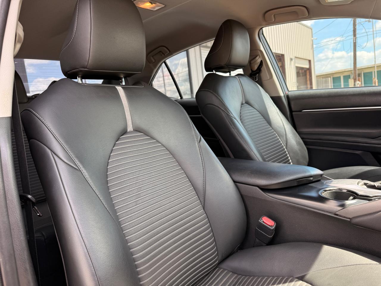 Toyota Camry SE 2018