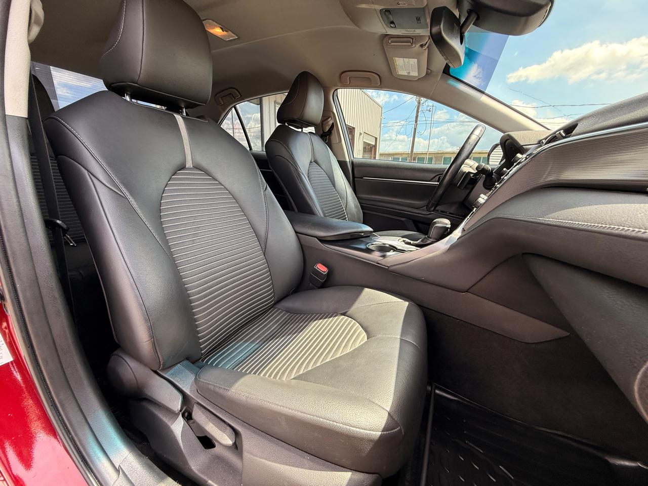 Toyota Camry SE 2018