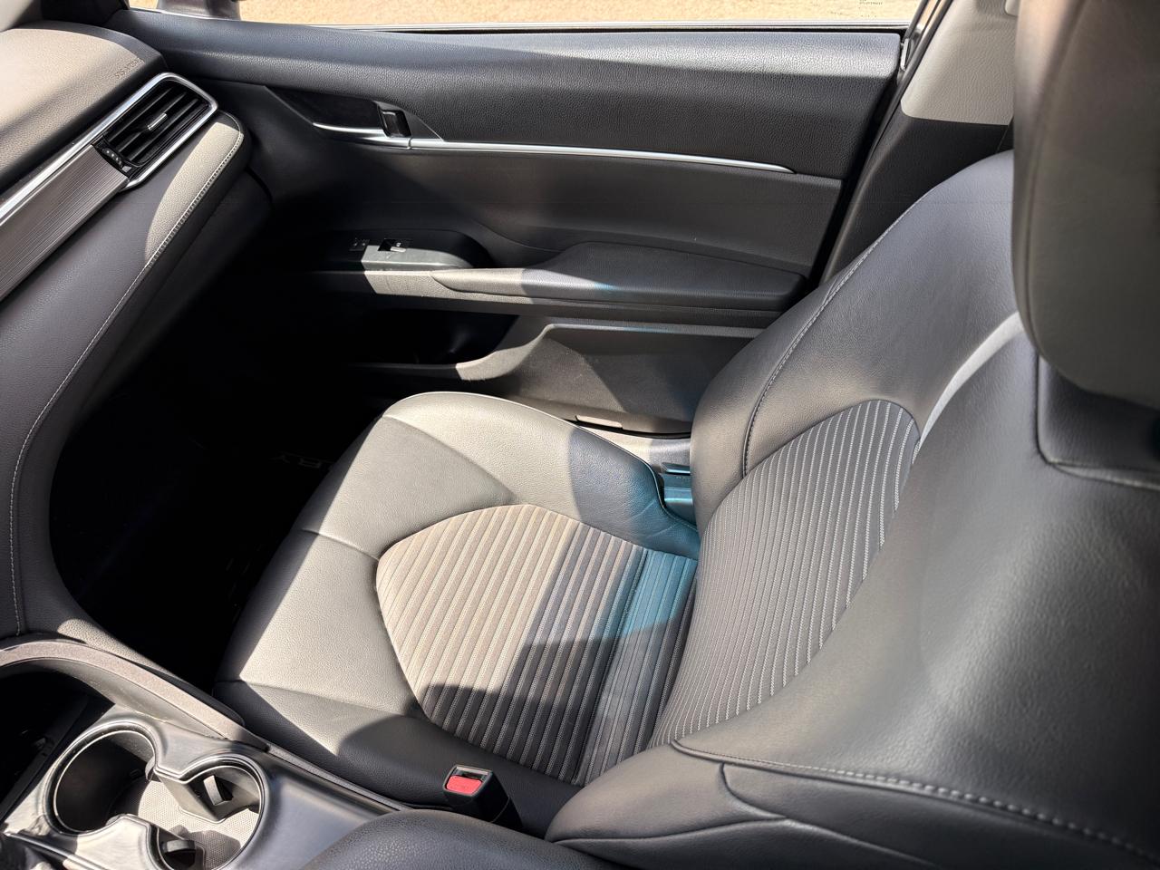 Toyota Camry SE 2018