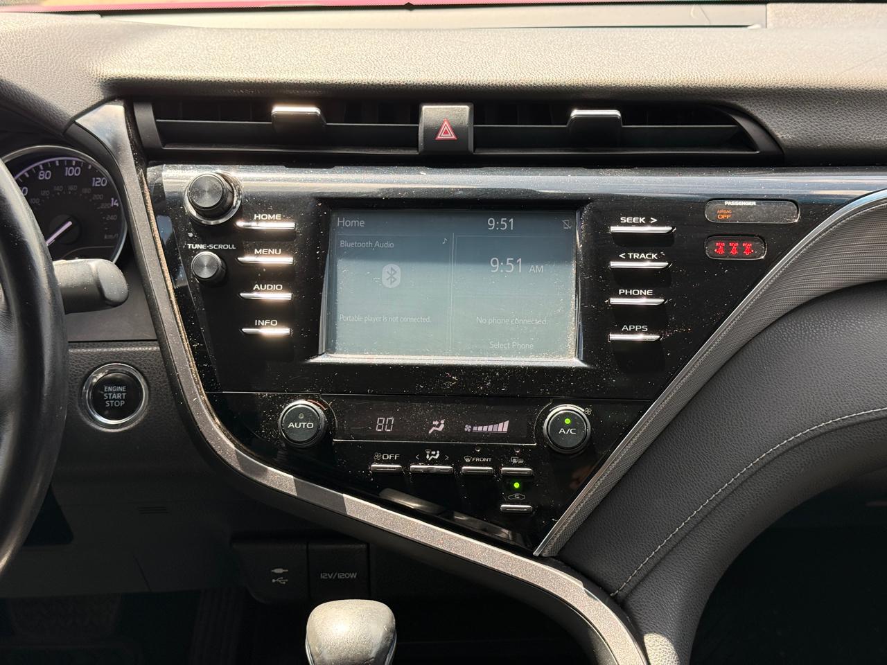 Toyota Camry SE 2018