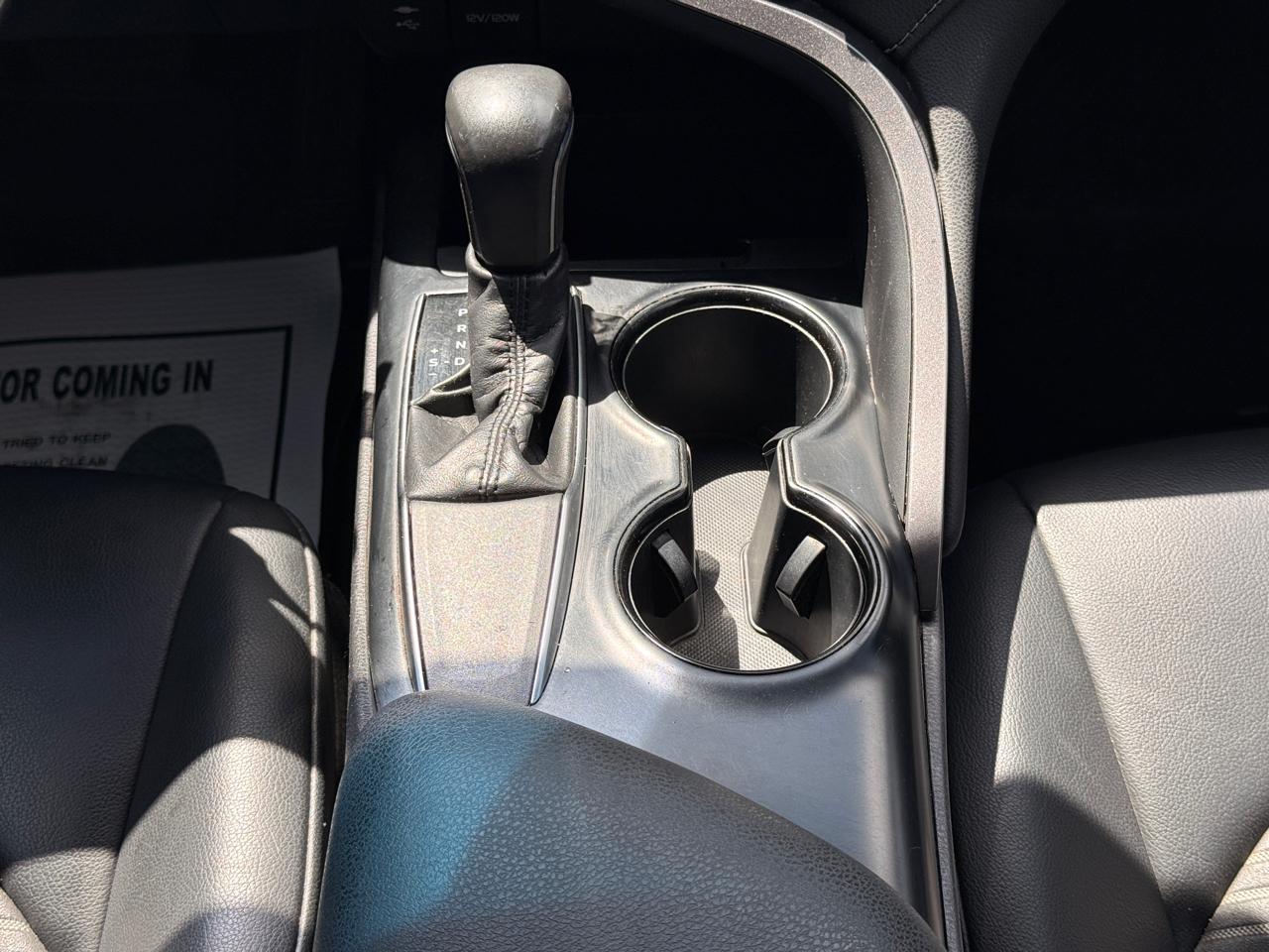 Toyota Camry SE 2018