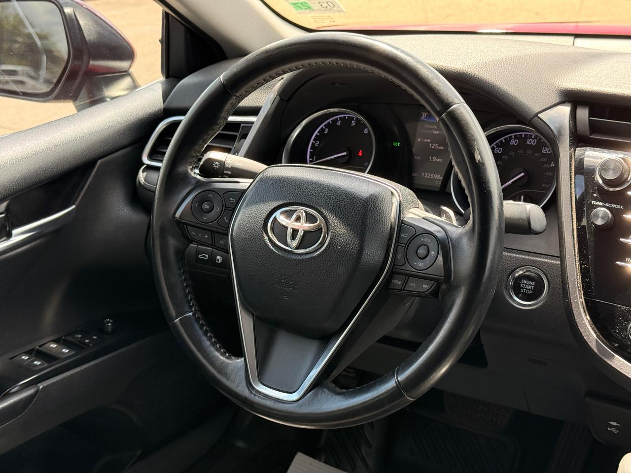Toyota Camry SE 2018