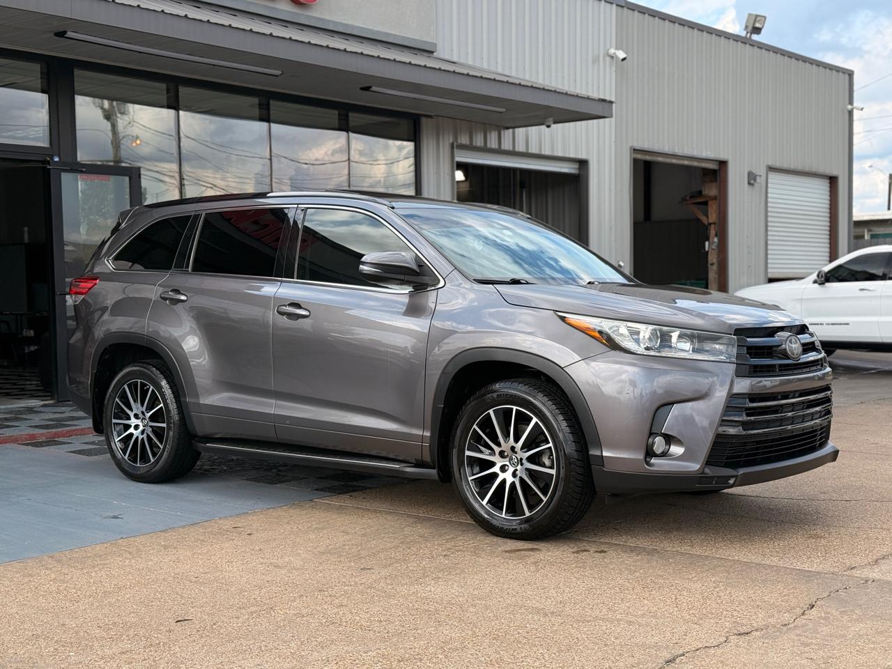 Toyota Highlander XLE 2018