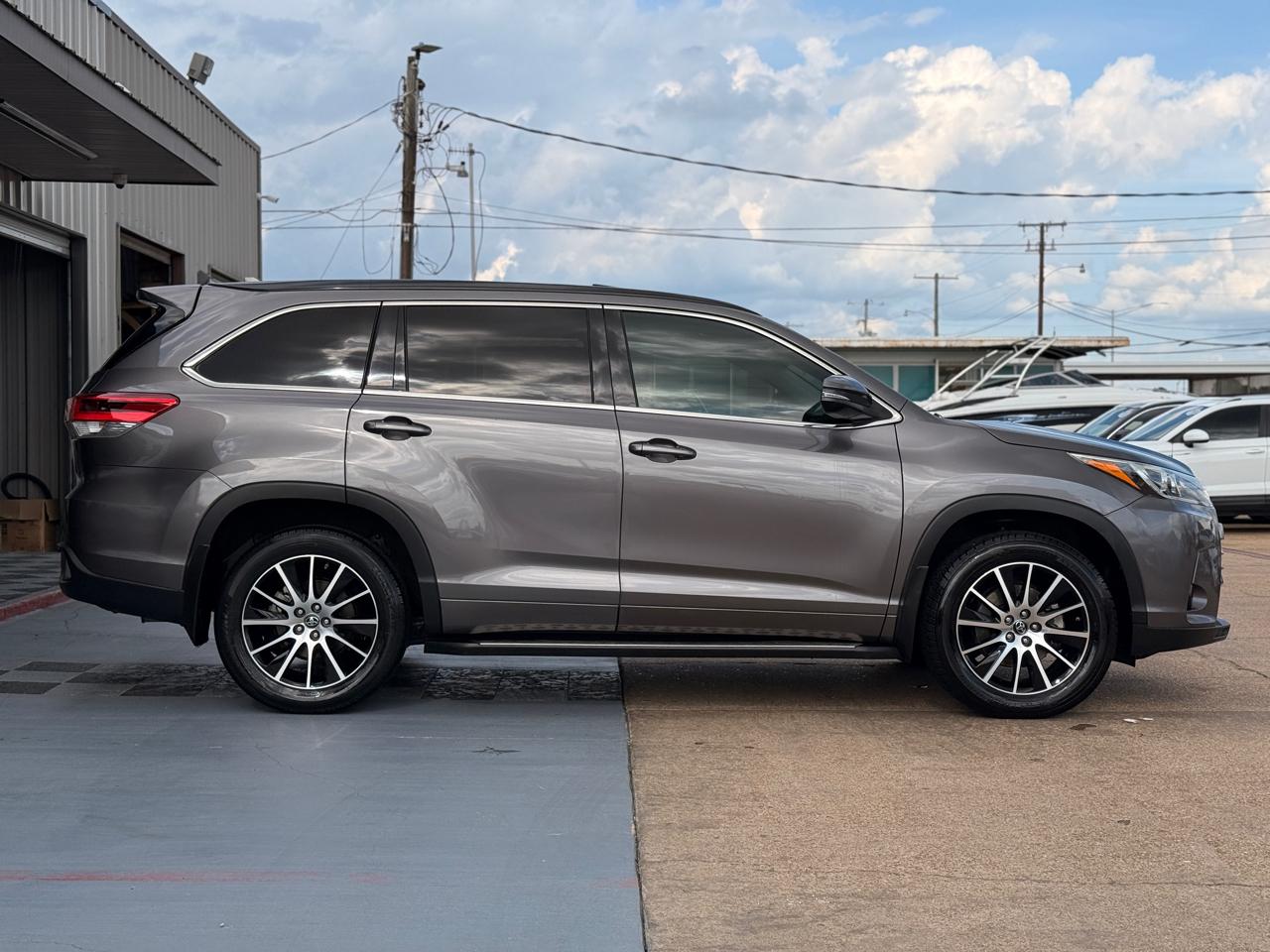 Toyota Highlander XLE 2018