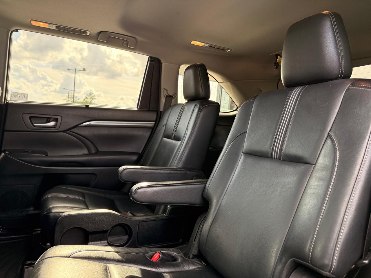 Toyota Highlander XLE 2018