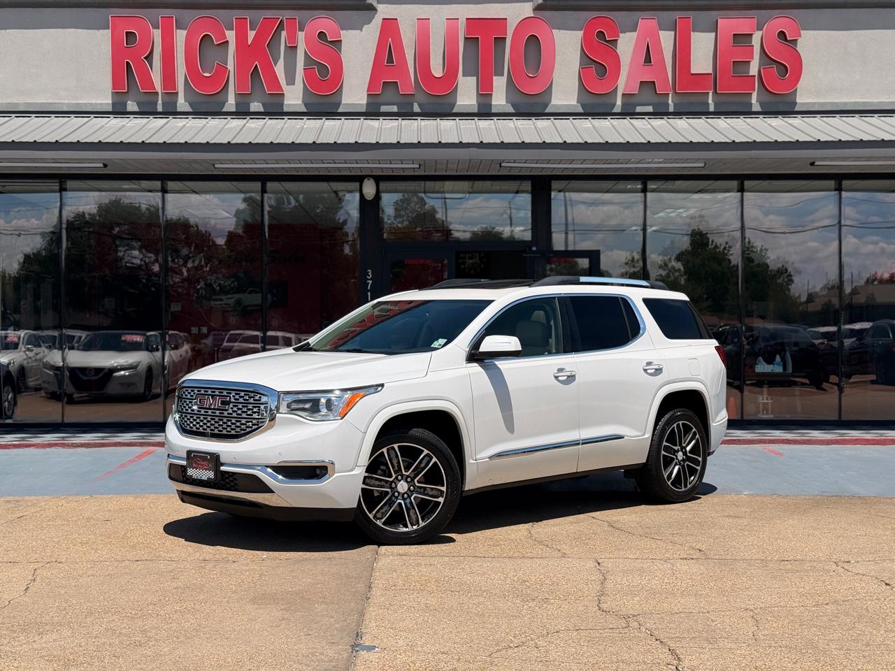 2017 GMC Acadia Denali