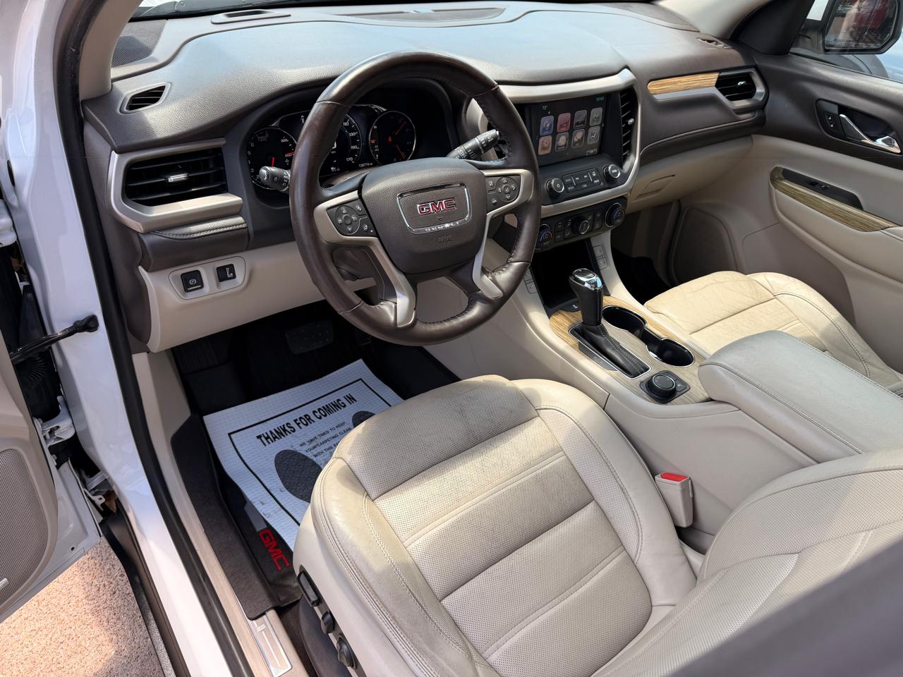 GMC Acadia Denali 2017