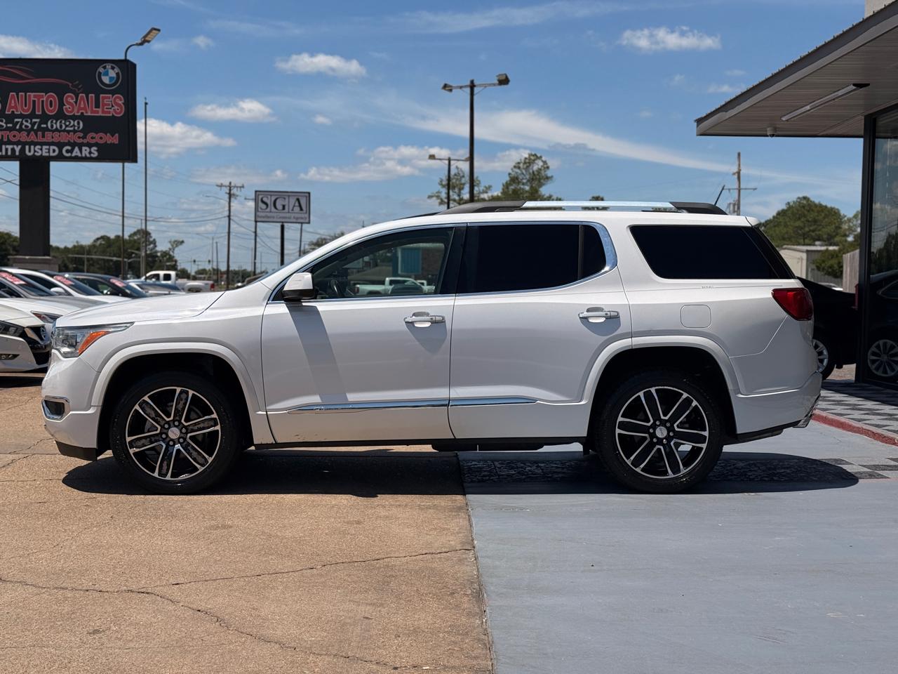 GMC Acadia Denali 2017