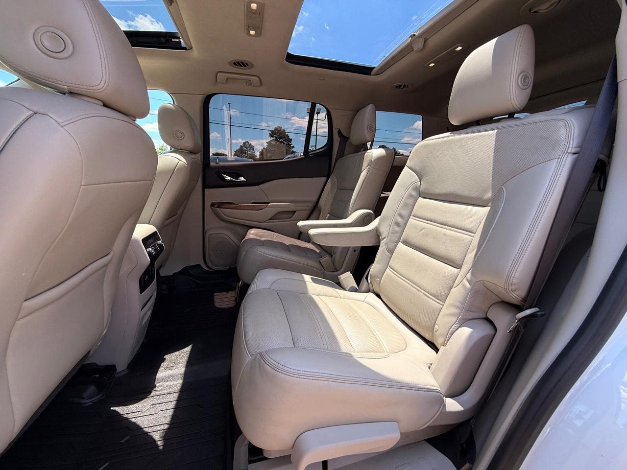 GMC Acadia Denali 2017