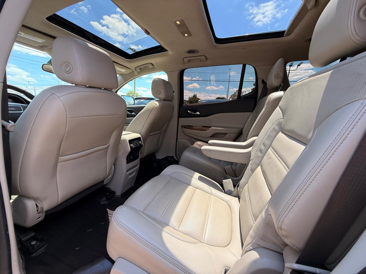 GMC Acadia Denali 2017