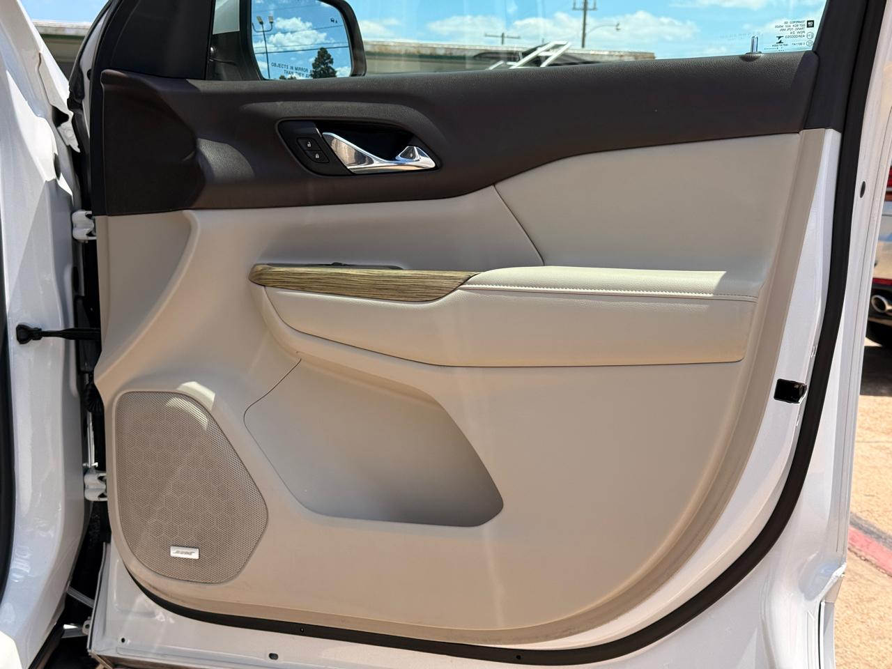 GMC Acadia Denali 2017