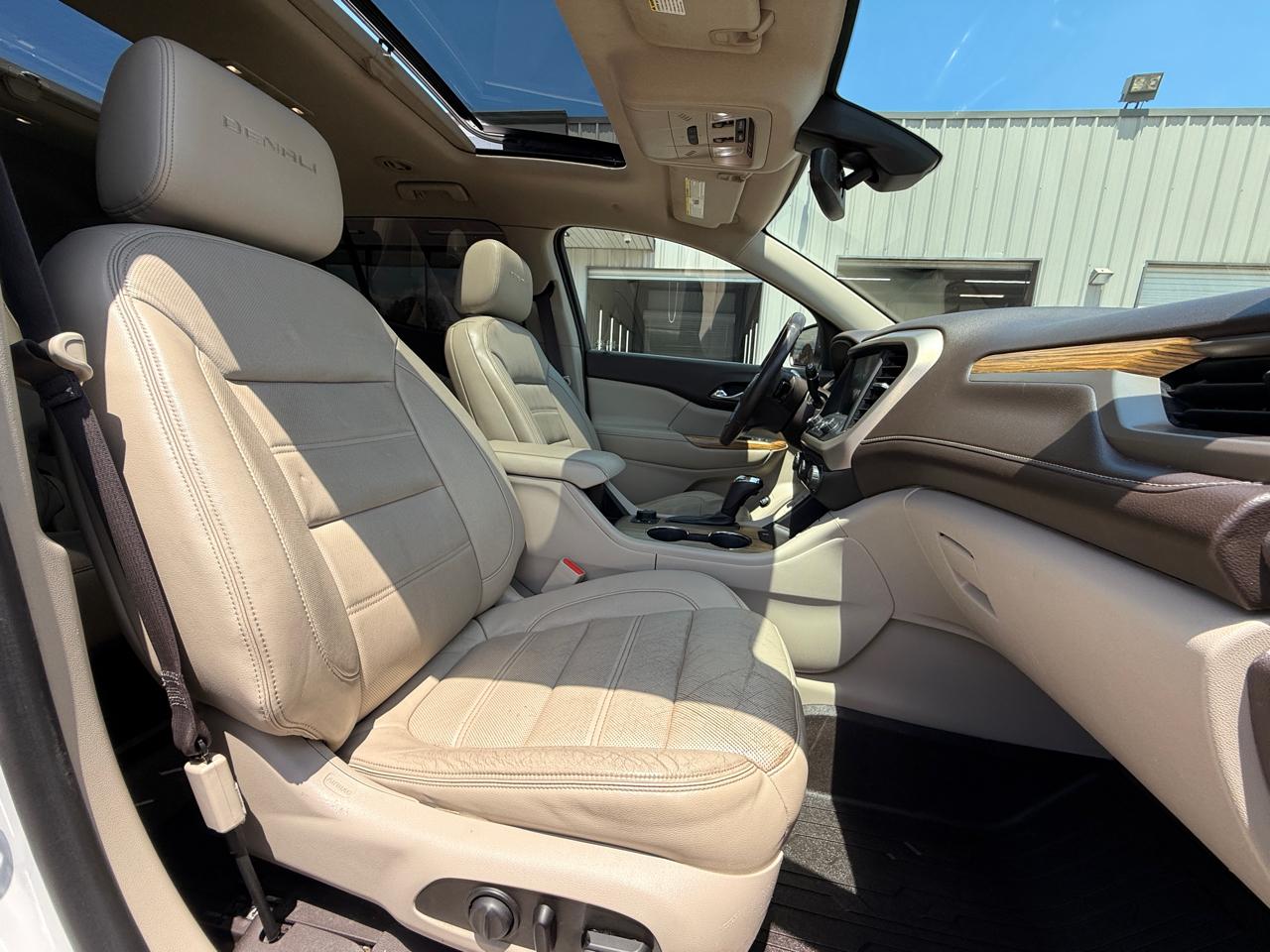 GMC Acadia Denali 2017
