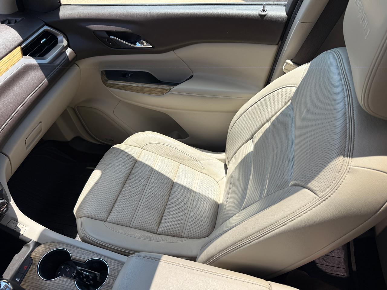 GMC Acadia Denali 2017