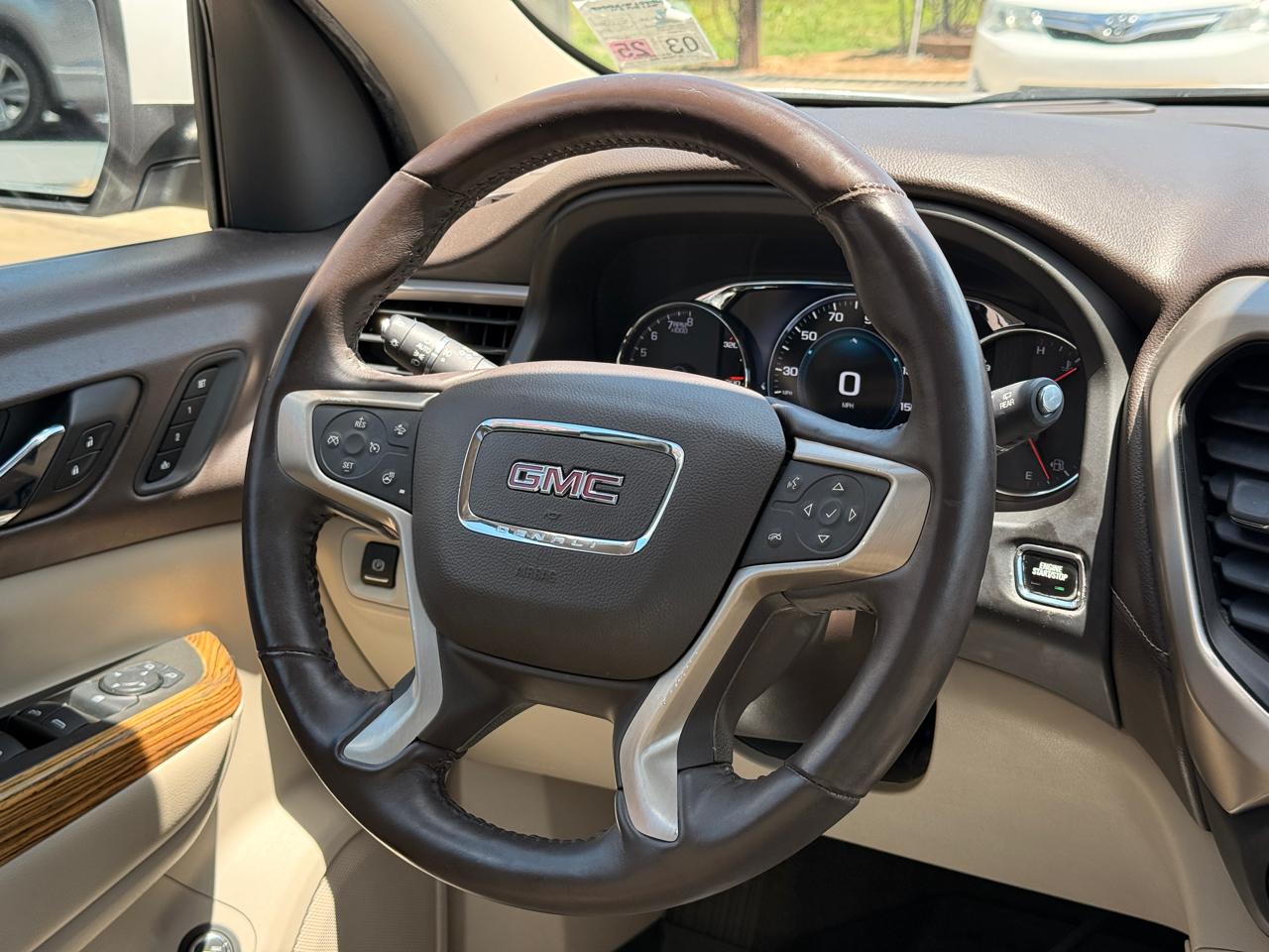 GMC Acadia Denali 2017