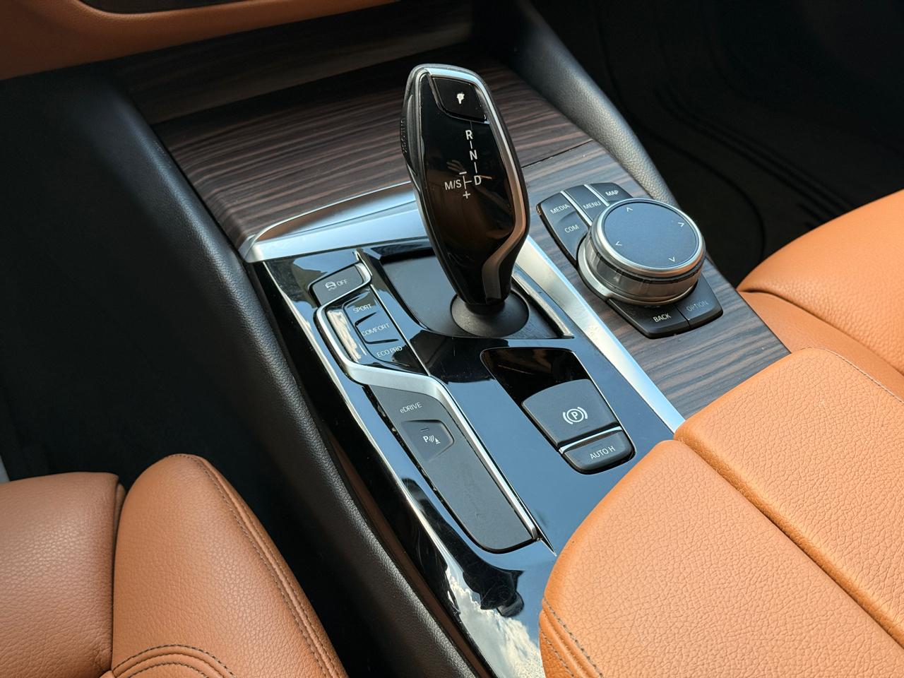 BMW 5-Series 530e xDrive iPerformance 2018