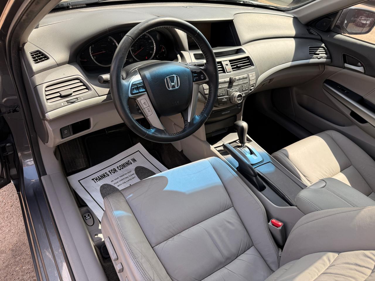 Honda Accord EX-L V-6 Sedan AT 2010