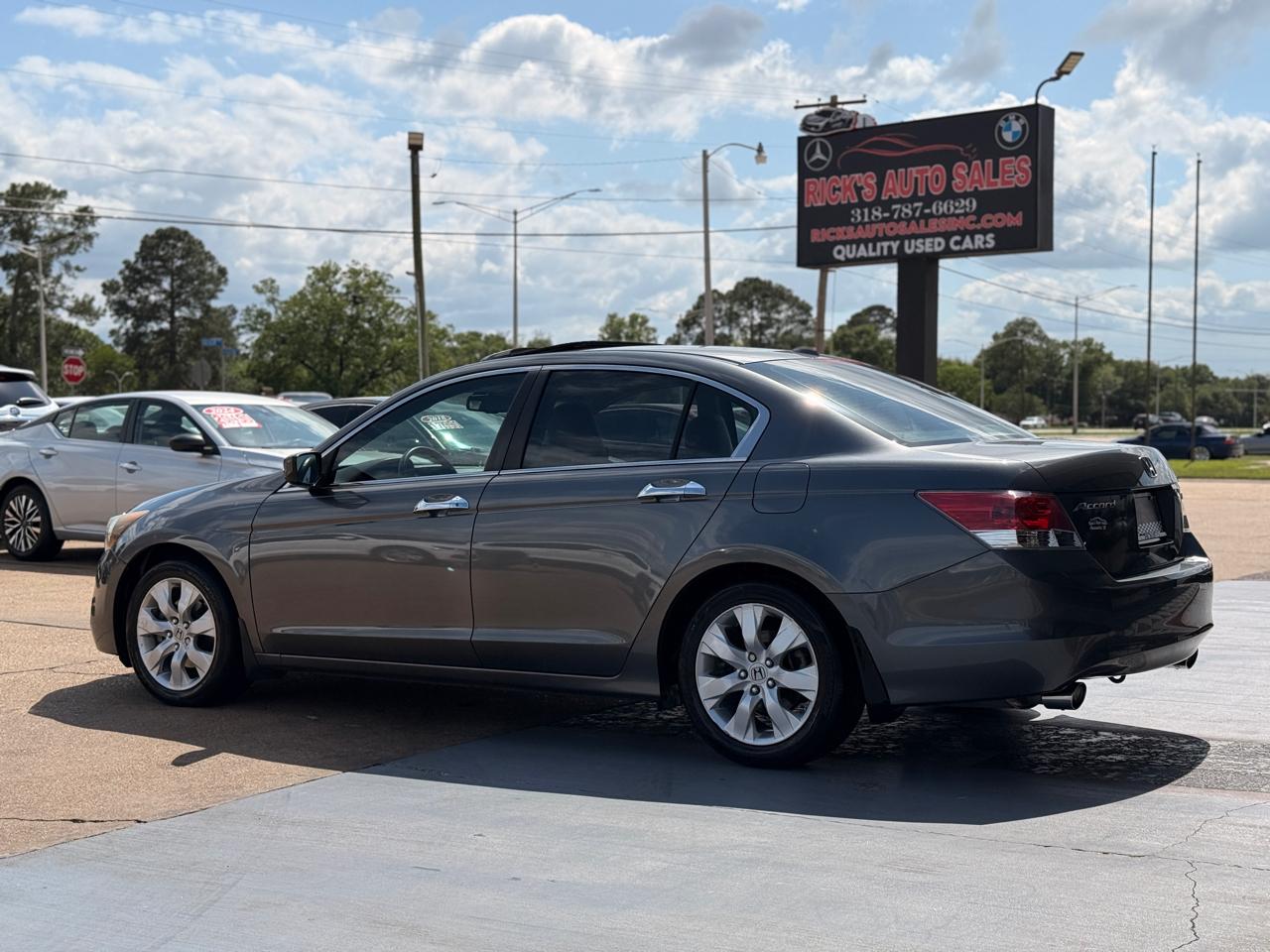 Honda Accord EX-L V-6 Sedan AT 2010