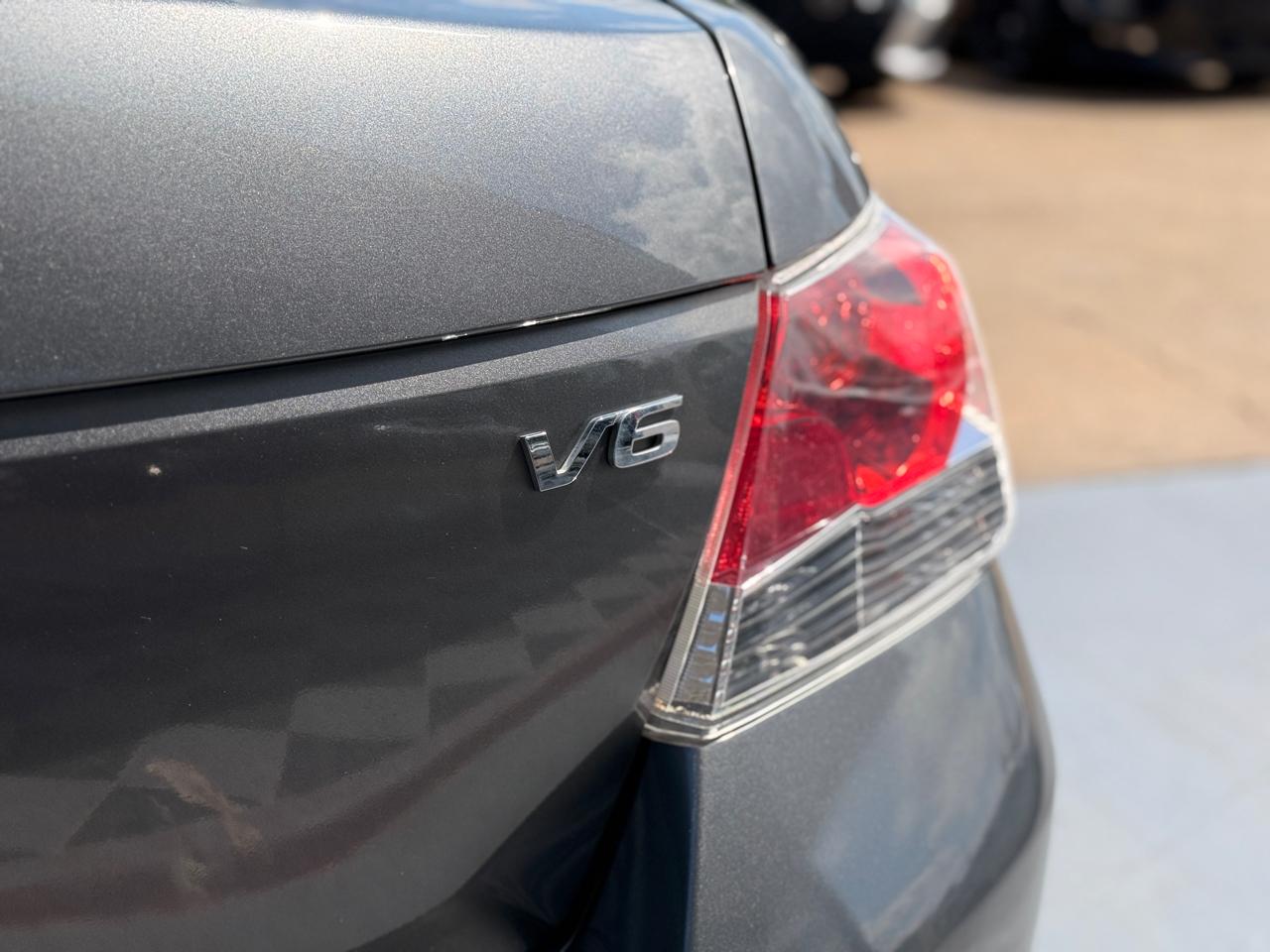 Honda Accord EX-L V-6 Sedan AT 2010