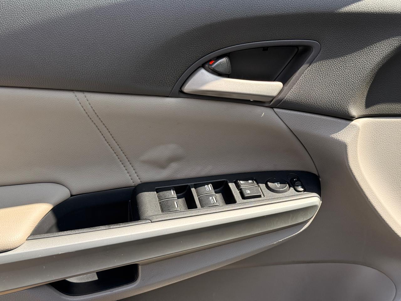 Honda Accord EX-L V-6 Sedan AT 2010