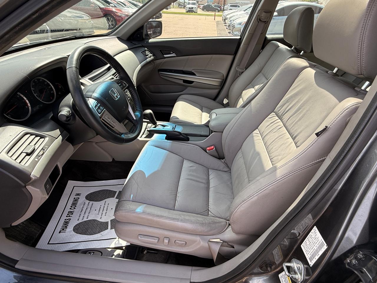 Honda Accord EX-L V-6 Sedan AT 2010