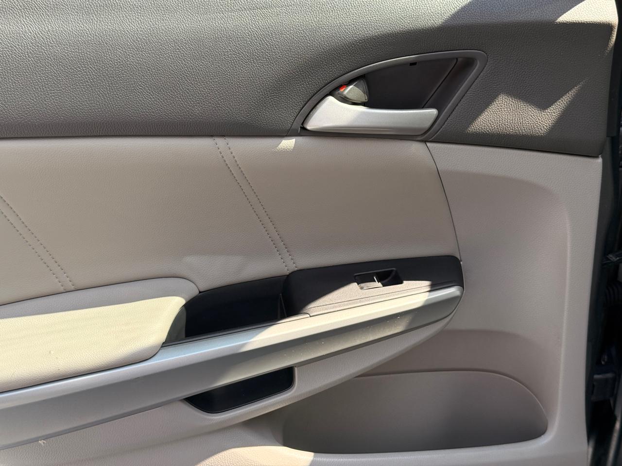 Honda Accord EX-L V-6 Sedan AT 2010