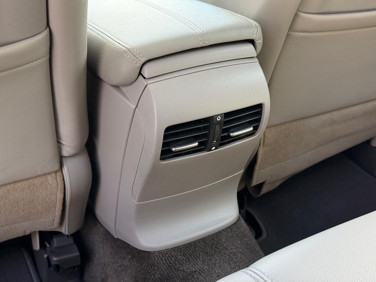 Honda Accord EX-L V-6 Sedan AT 2010