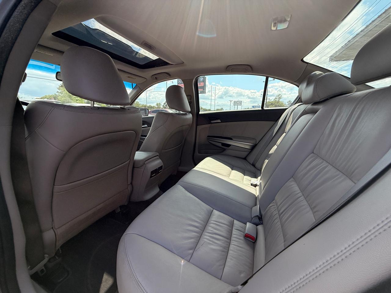 Honda Accord EX-L V-6 Sedan AT 2010