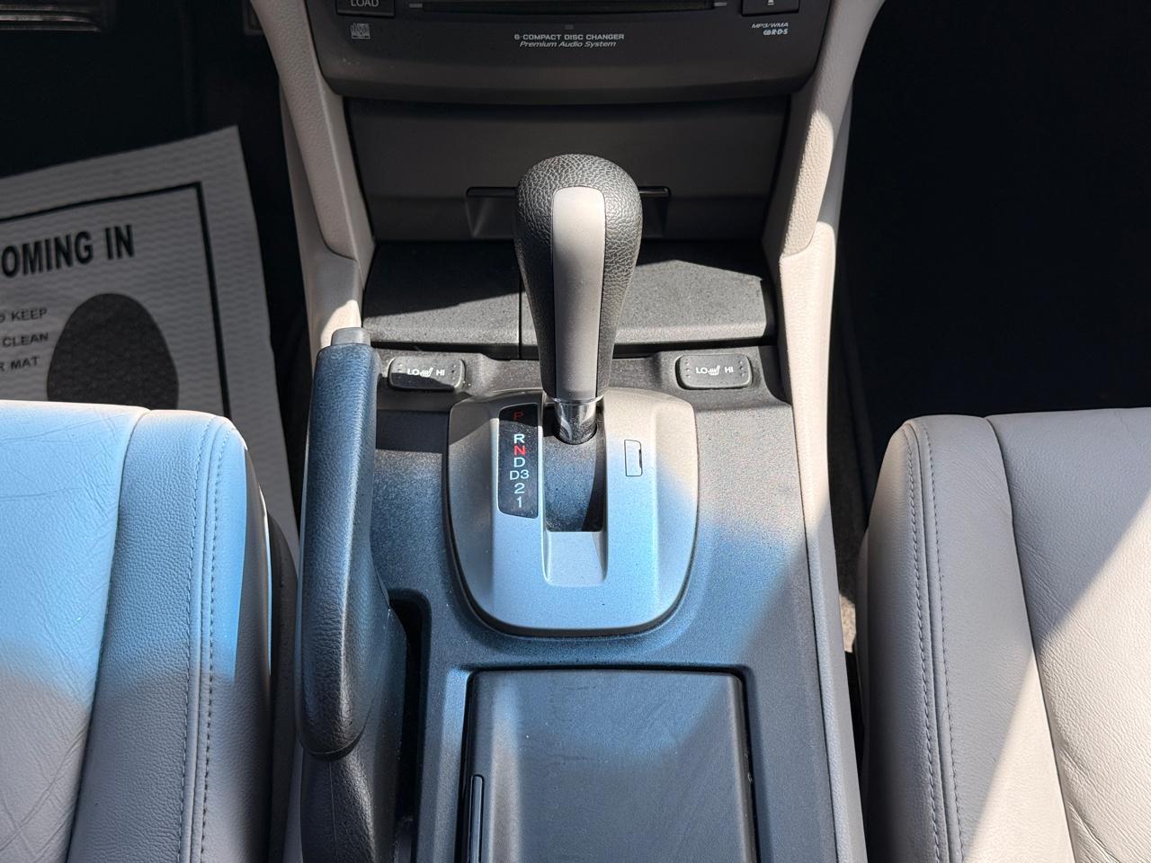 Honda Accord EX-L V-6 Sedan AT 2010