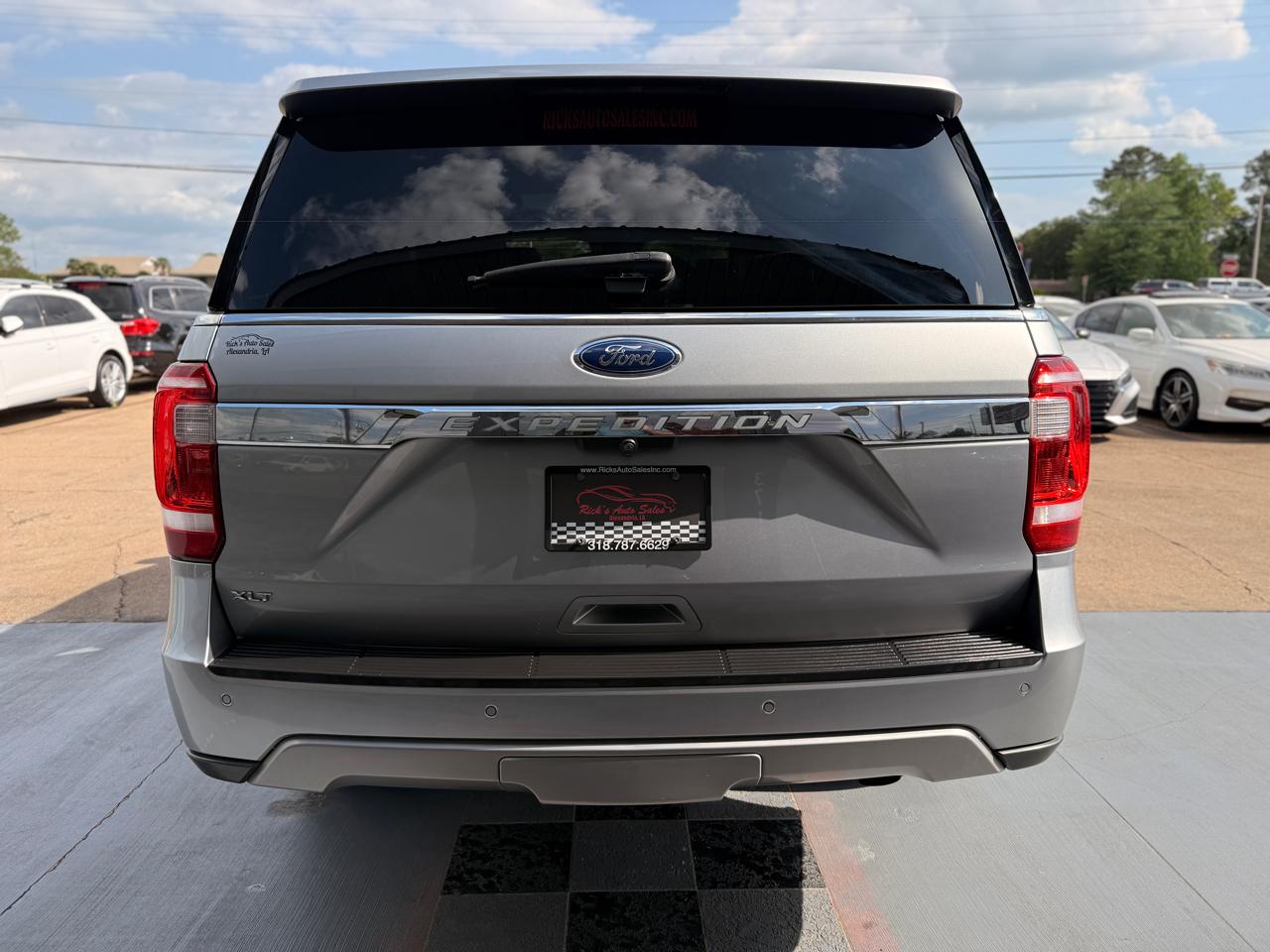 Ford Expedition XLT 2020
