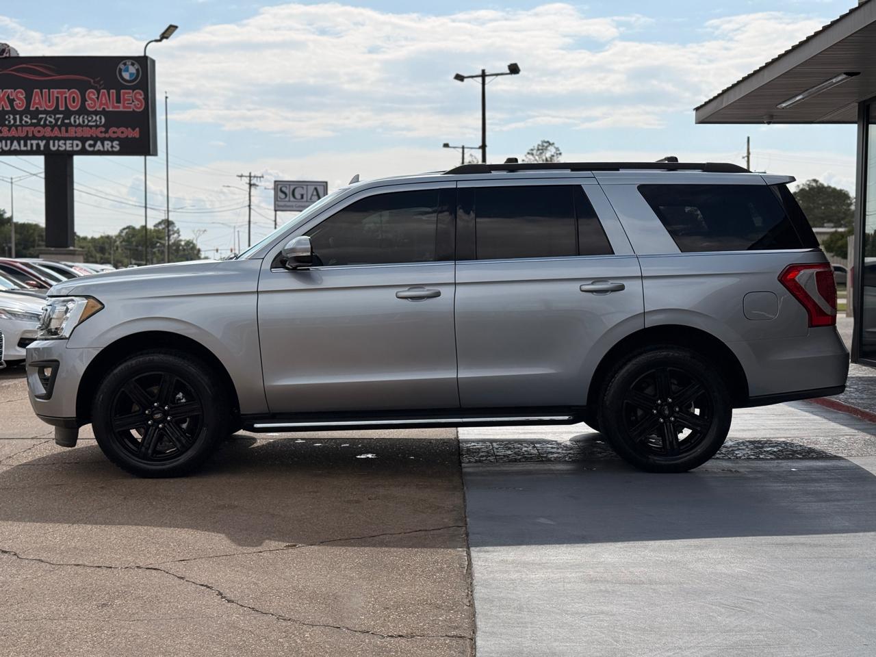 Ford Expedition XLT 2020