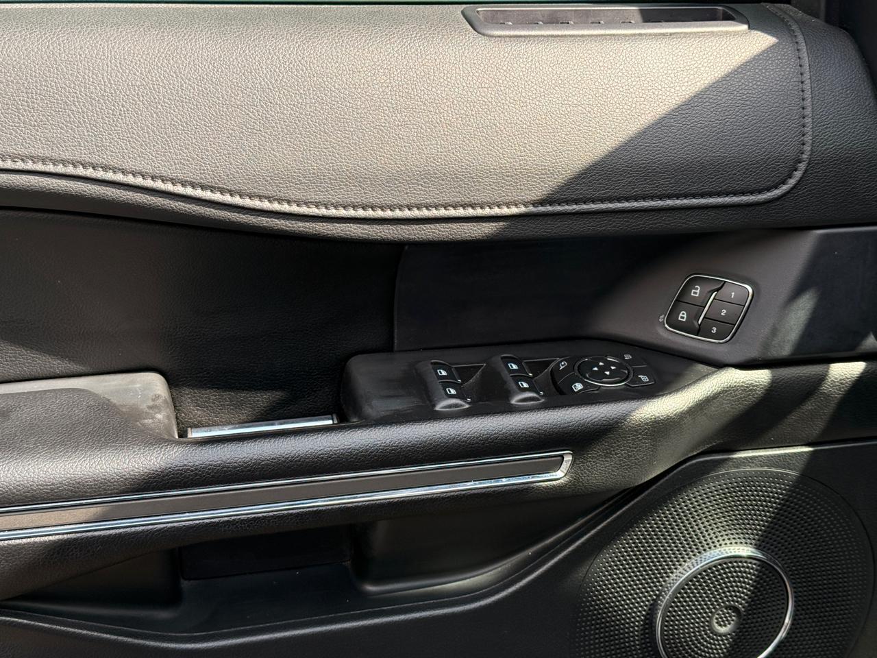 Ford Expedition XLT 2020