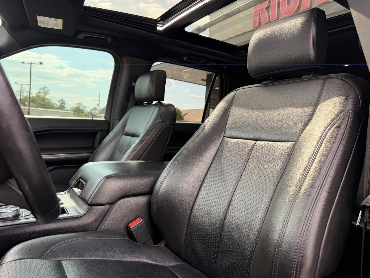 Ford Expedition XLT 2020