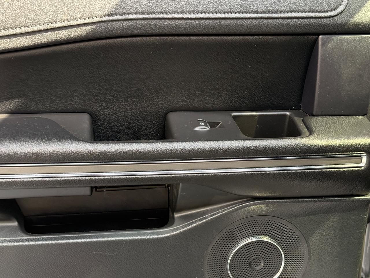 Ford Expedition XLT 2020