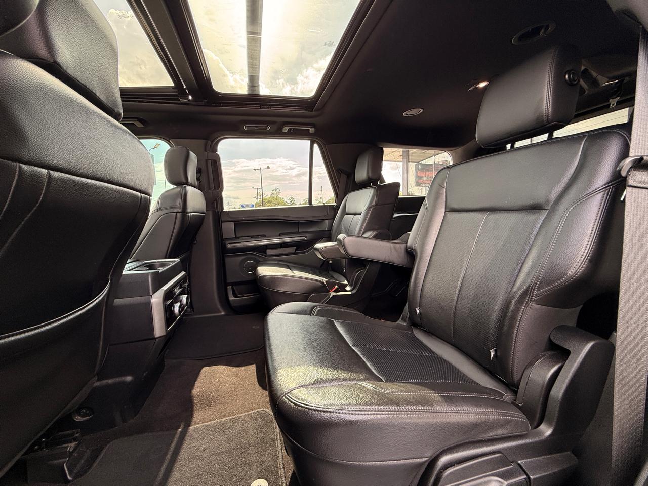 Ford Expedition XLT 2020