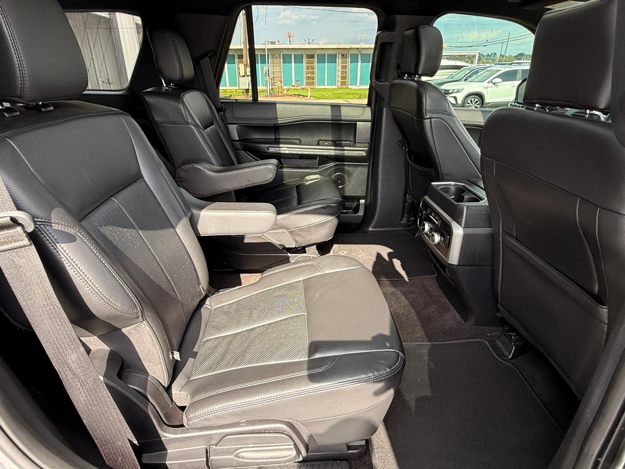 Ford Expedition XLT 2020