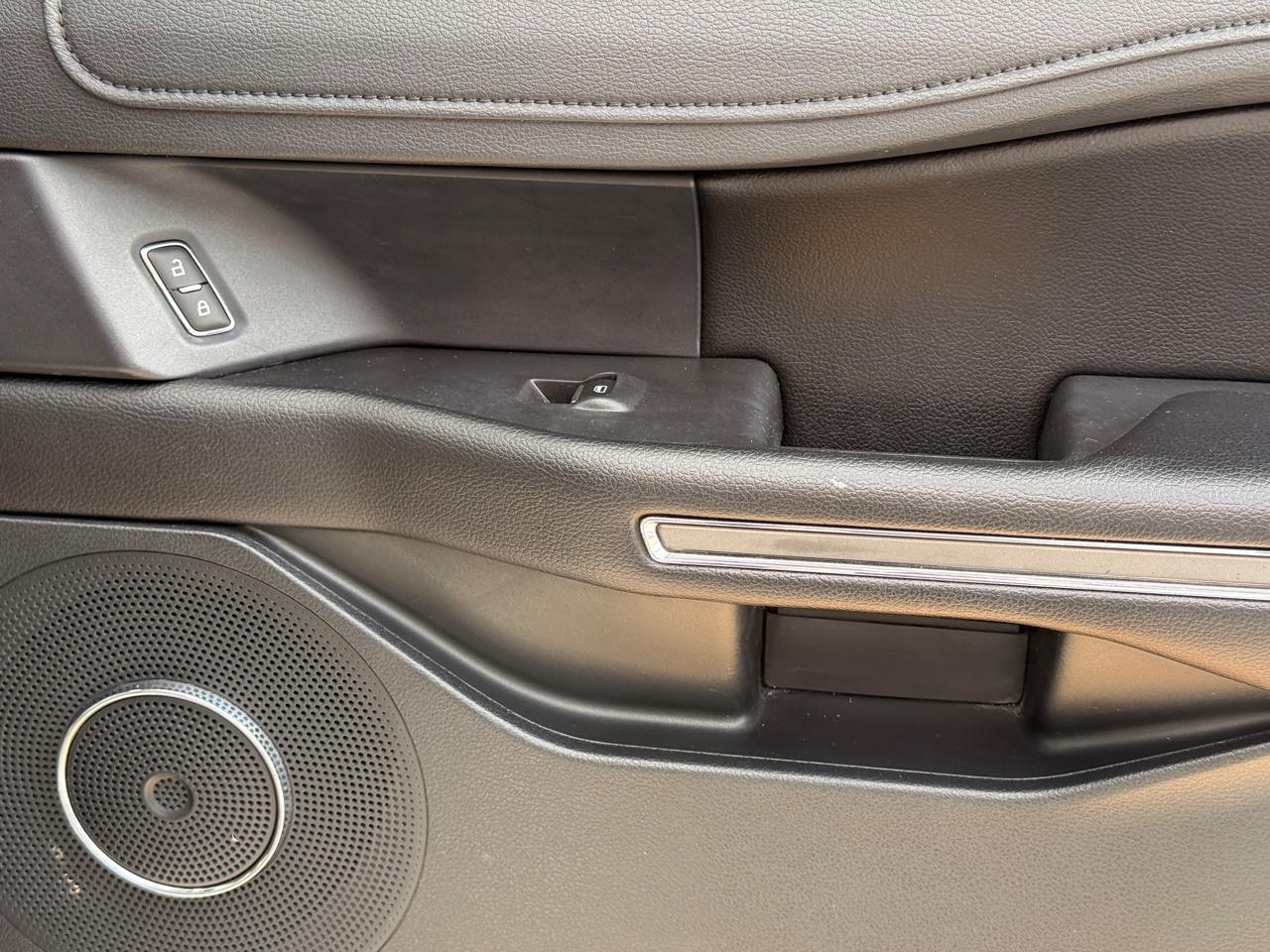 Ford Expedition XLT 2020