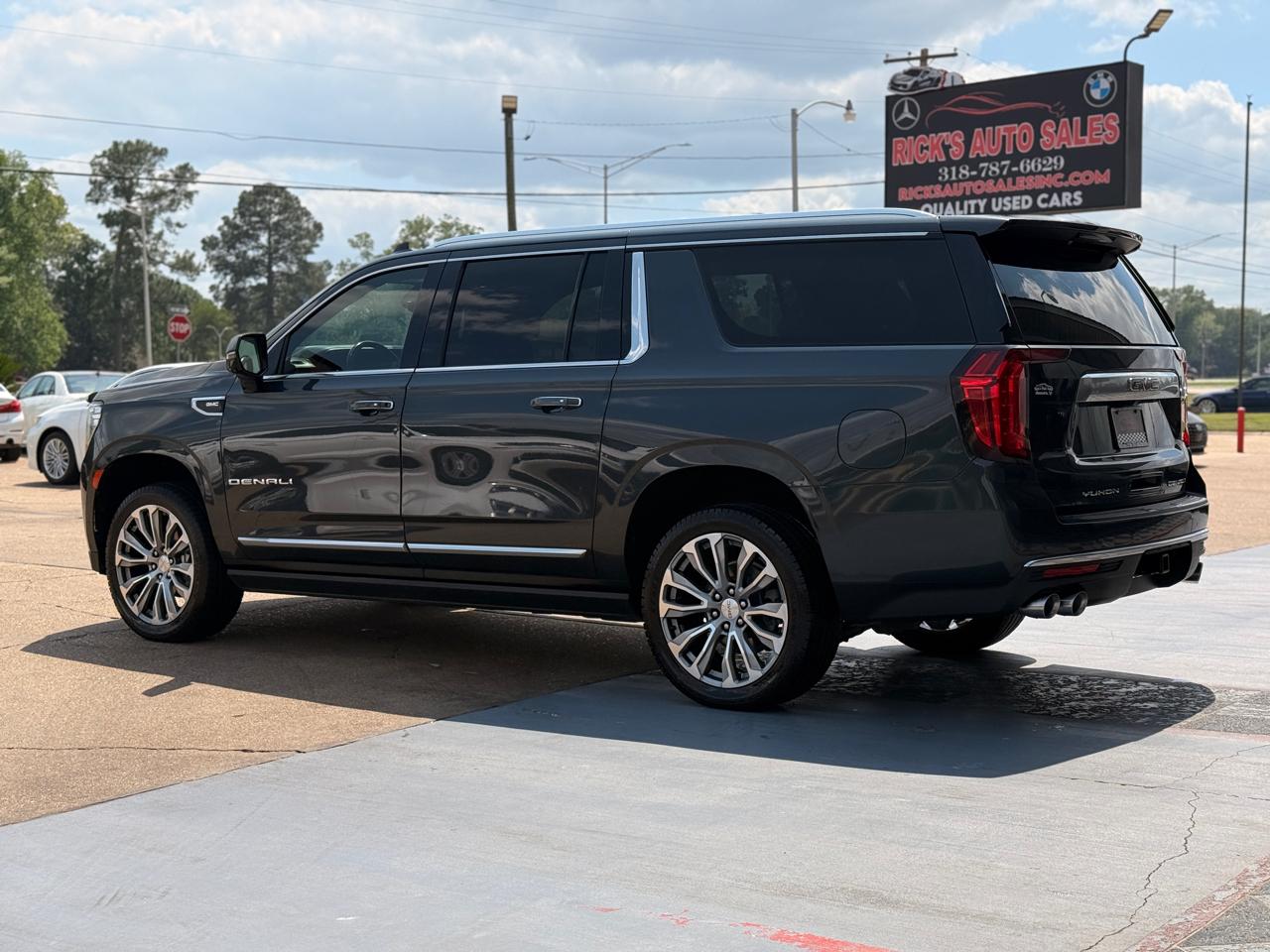 GMC Yukon XL Denali 2WD 2021
