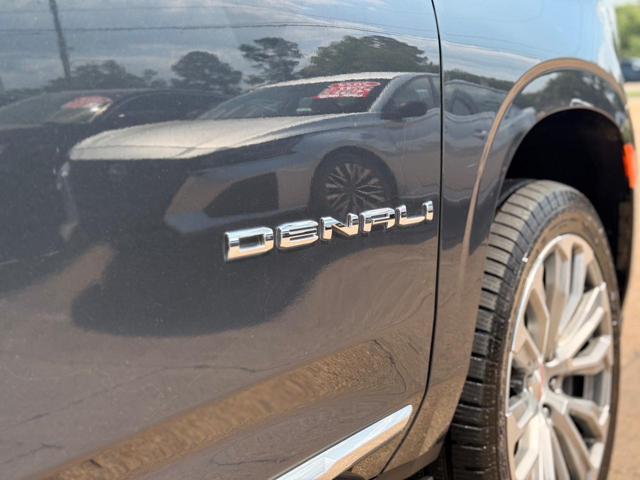 GMC Yukon XL Denali 2WD 2021