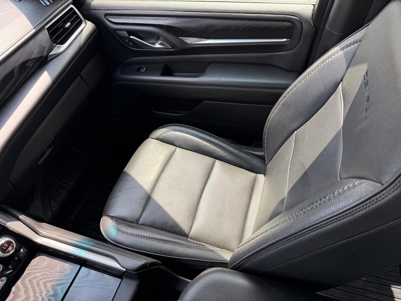 GMC Yukon XL Denali 2WD 2021