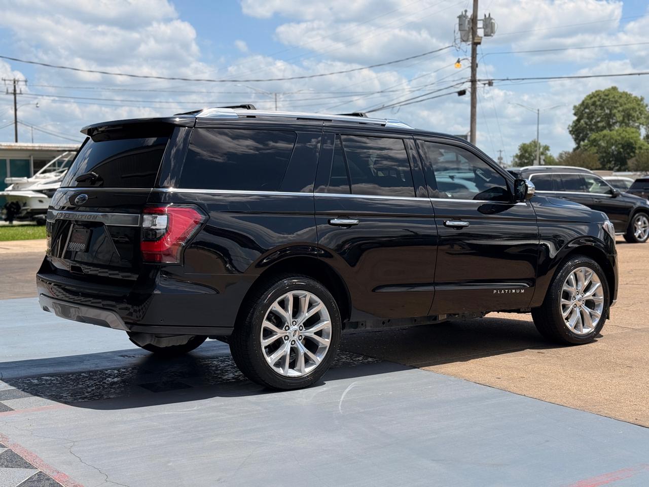 Ford Expedition Platinum 2WD 2019