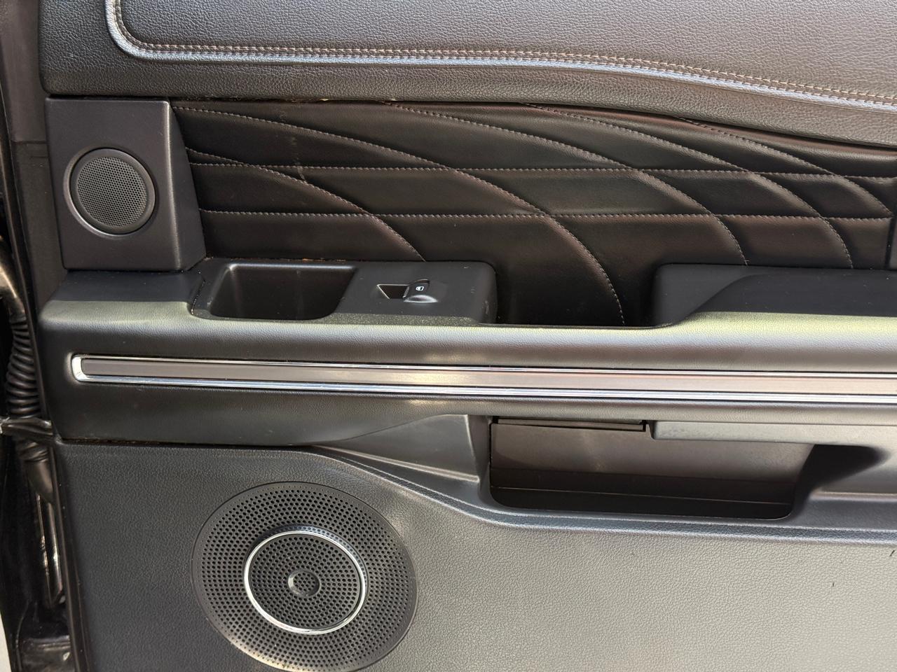 Ford Expedition Platinum 2WD 2019