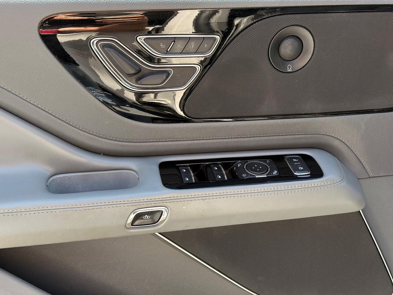 Lincoln Aviator Reserve AWD 2020