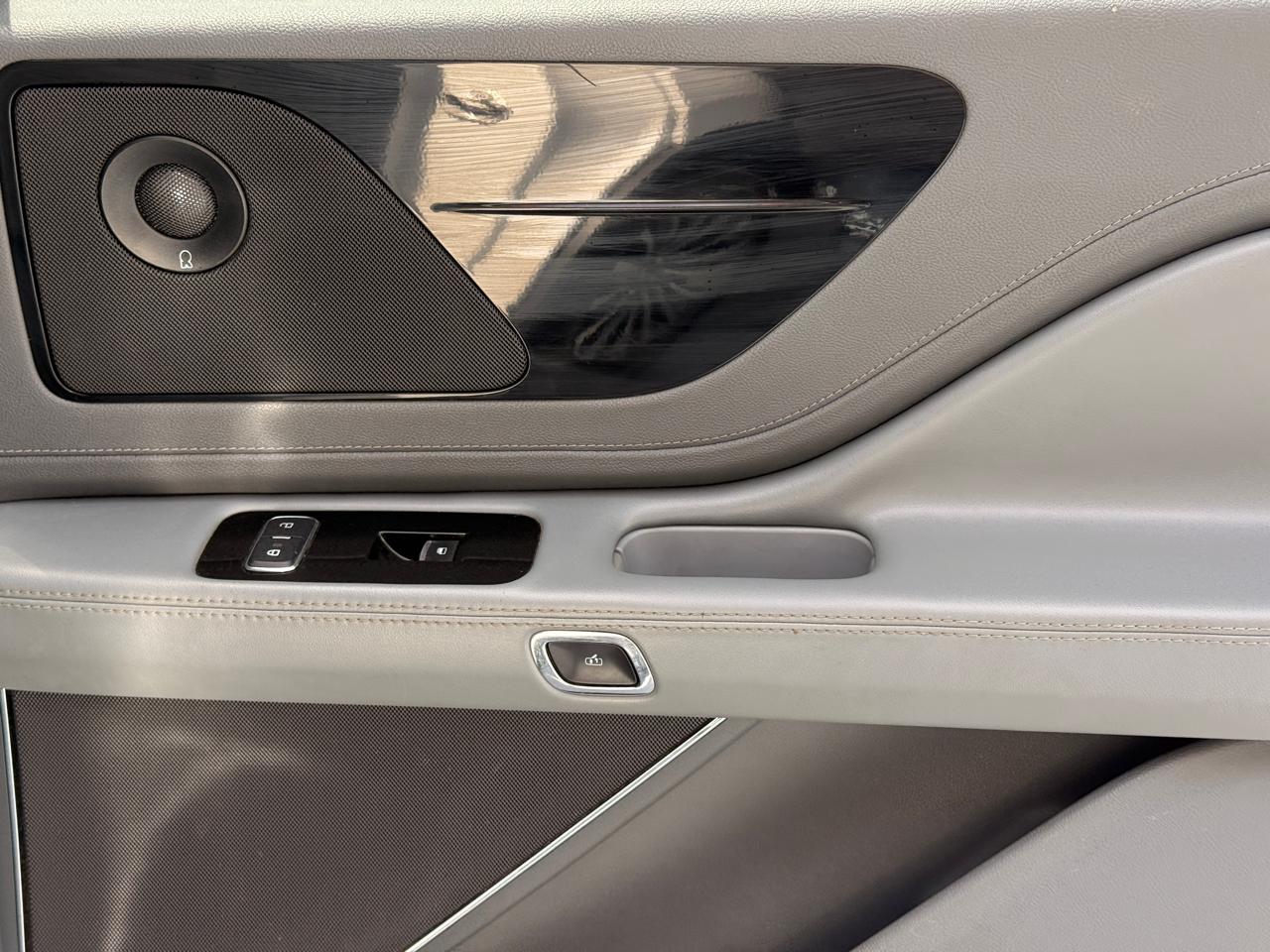 Lincoln Aviator Reserve AWD 2020