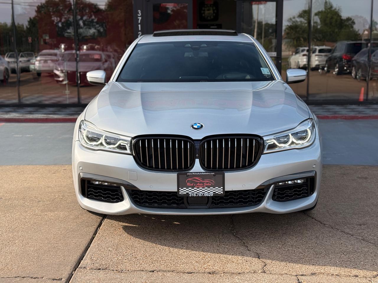 BMW 7-Series 750i 2019