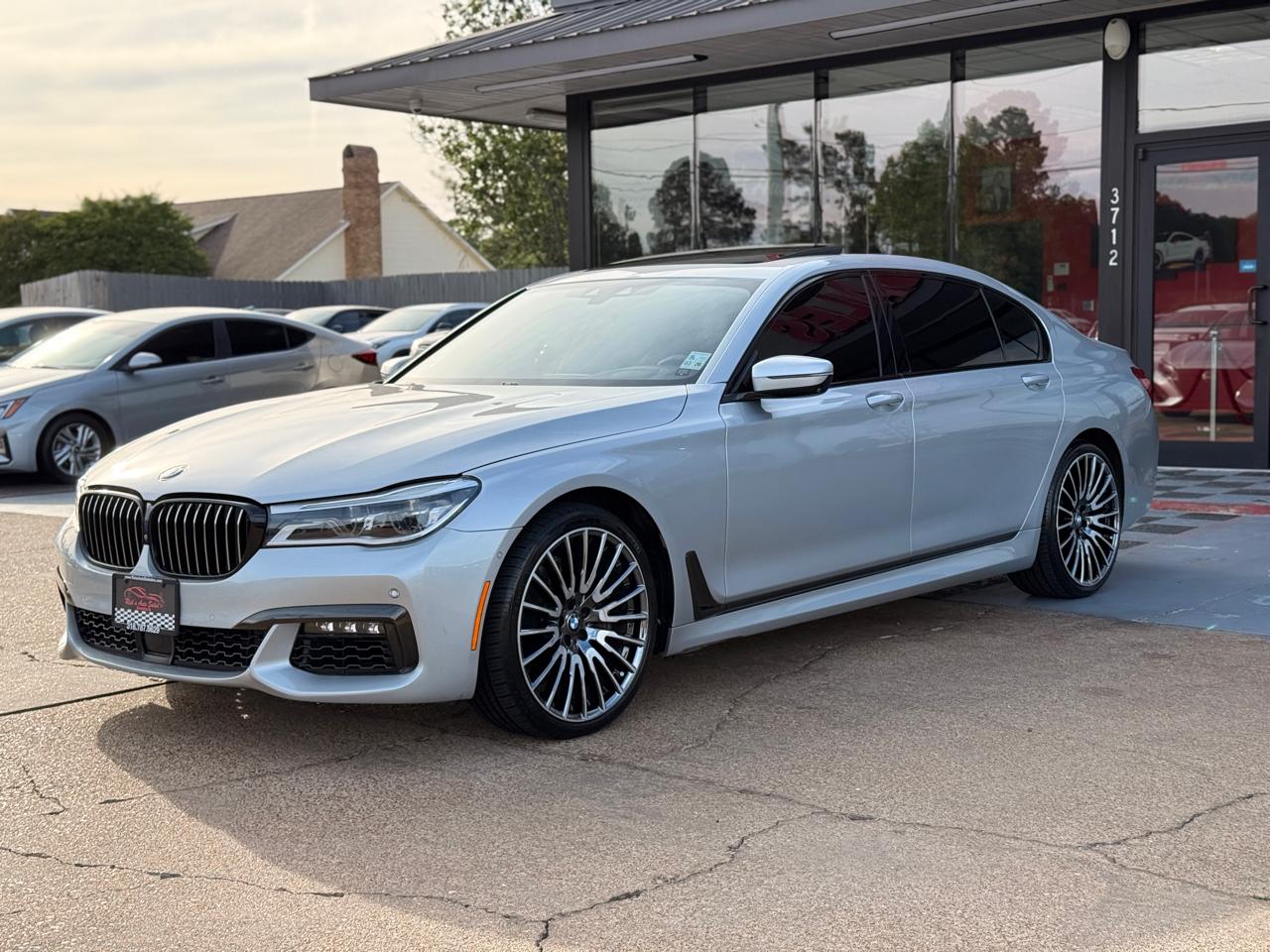 BMW 7-Series 750i 2019
