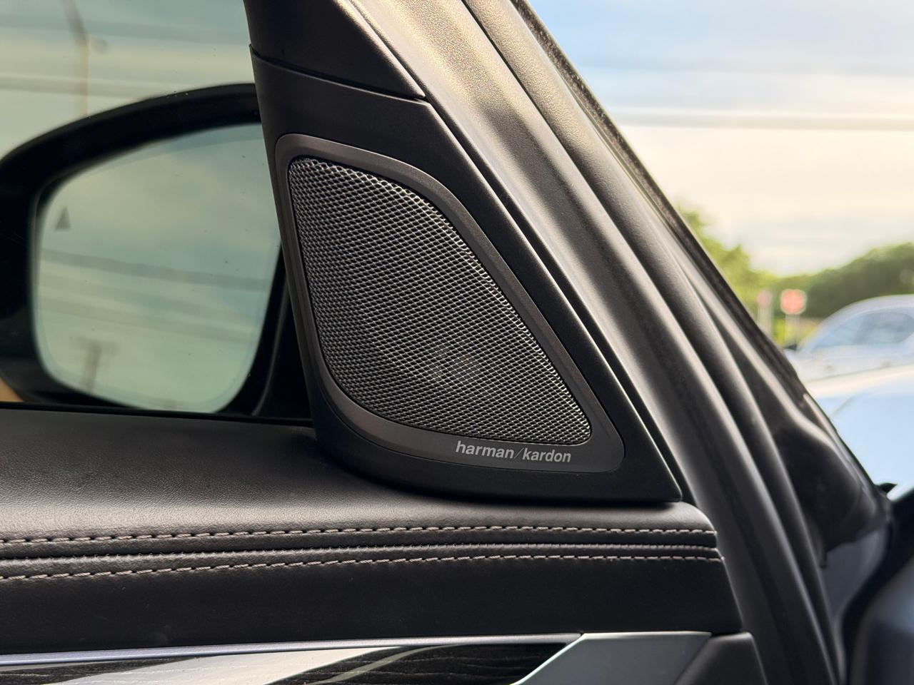 BMW 7-Series 750i 2019