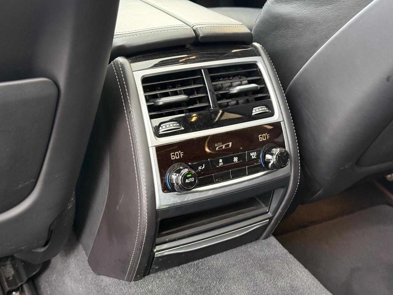 BMW 7-Series 750i 2019