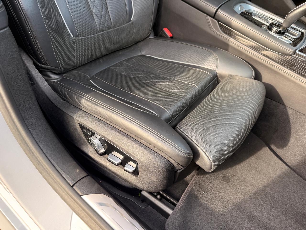 BMW 7-Series 750i 2019