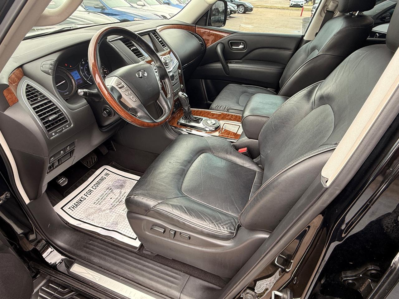 Infiniti QX80 LUXE 2019