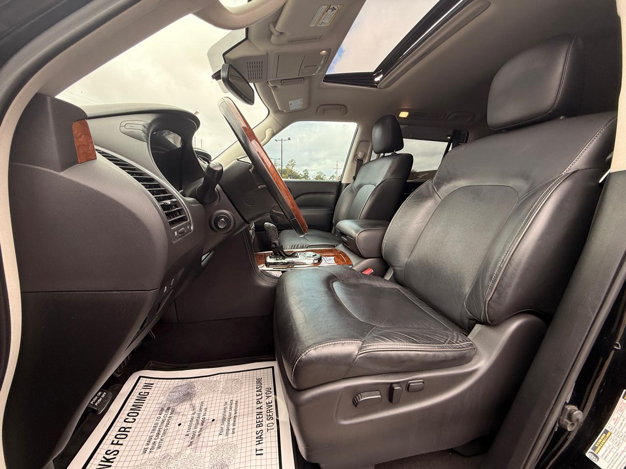 Infiniti QX80 LUXE 2019